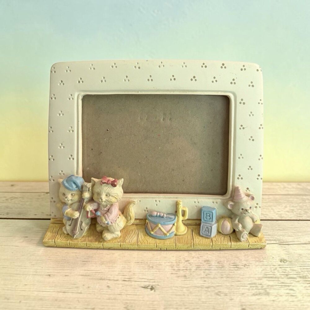 Vtg 80’s Burnes of Boston Picture Frame Musical Cats Toys Pastel Palette 3.5”x5”
